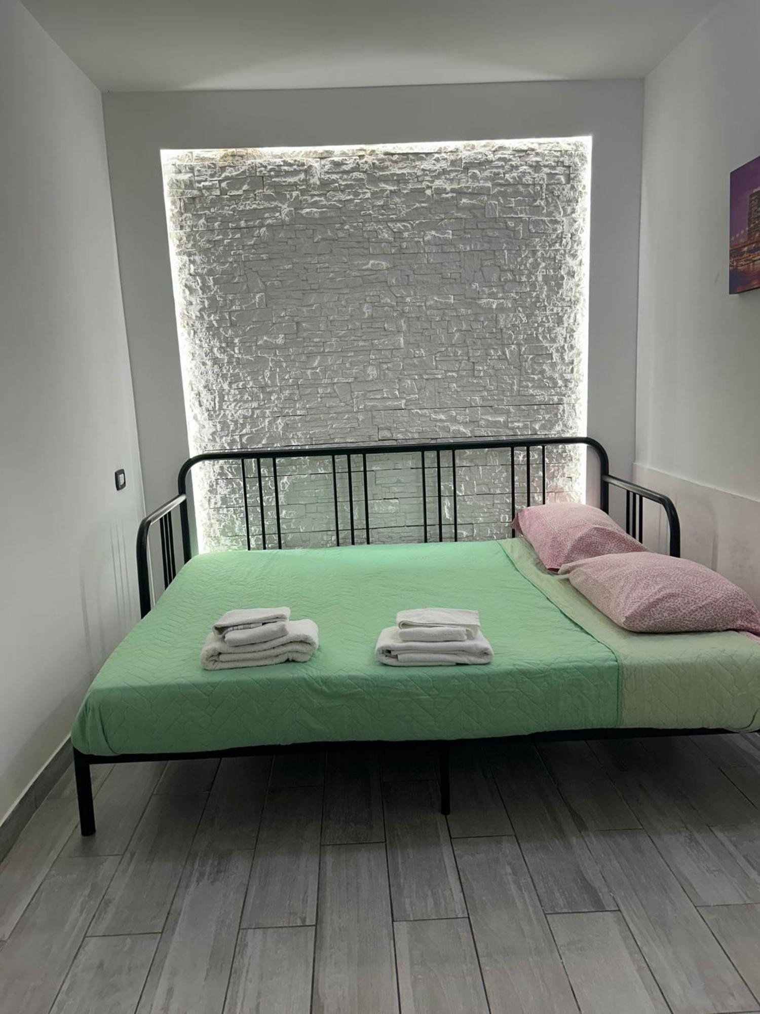 Nico'S House Apartment เนเปิลส์ ภายนอก รูปภาพ